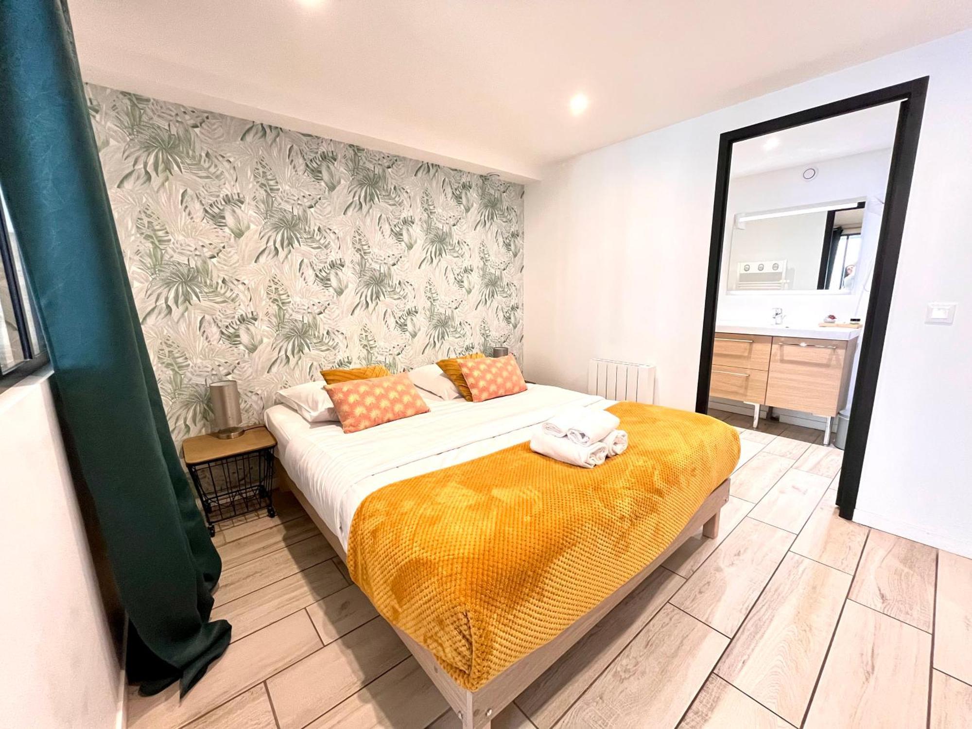 City Affaire, Petit Dejeuner Offert En Hypercentre Caen Exterior foto
